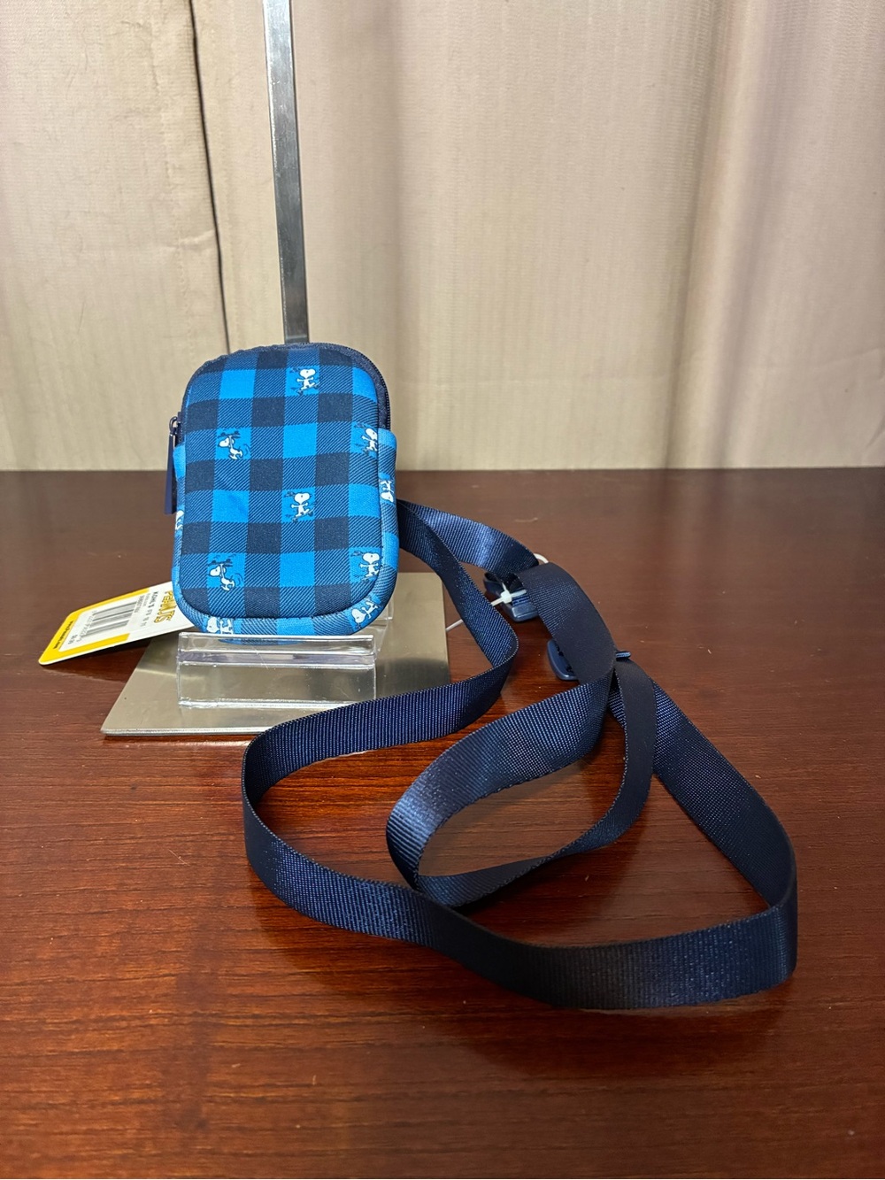 Peanuts Plaid Mini Lanyard Pouch - Picture 2 of 2